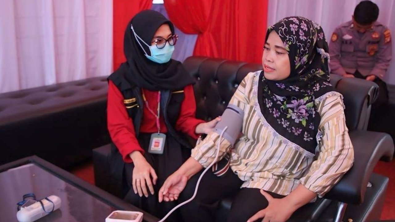 Dinas Kesehatan Kota Tangerang siapkan posko kesehatan 24 jam di dua rest area selama mudik Lebaran 2025 untuk antisipasi kecelakaan dan memberikan pelayanan kesehatan gratis bagi pemudik.