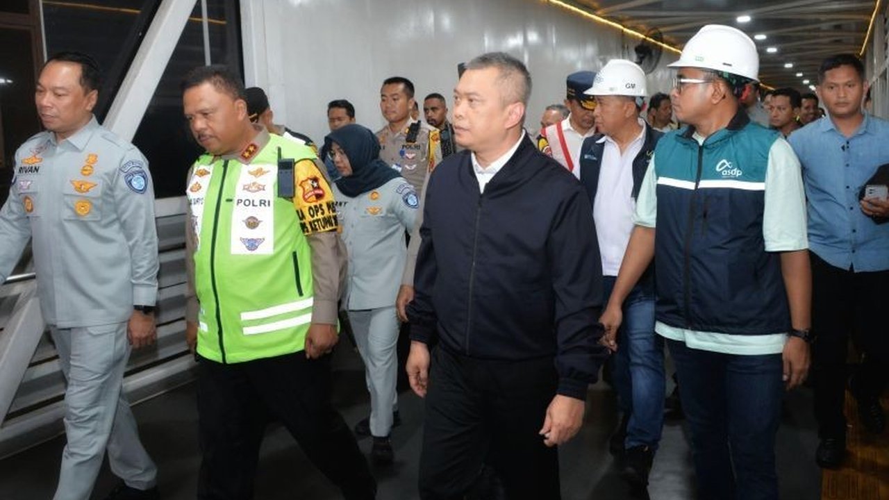 Menteri Perhubungan memastikan arus mudik Lebaran 2025 di Pelabuhan Merak berjalan lancar berkat strategi efektif dan kebijakan Work From Anywhere (WFA).