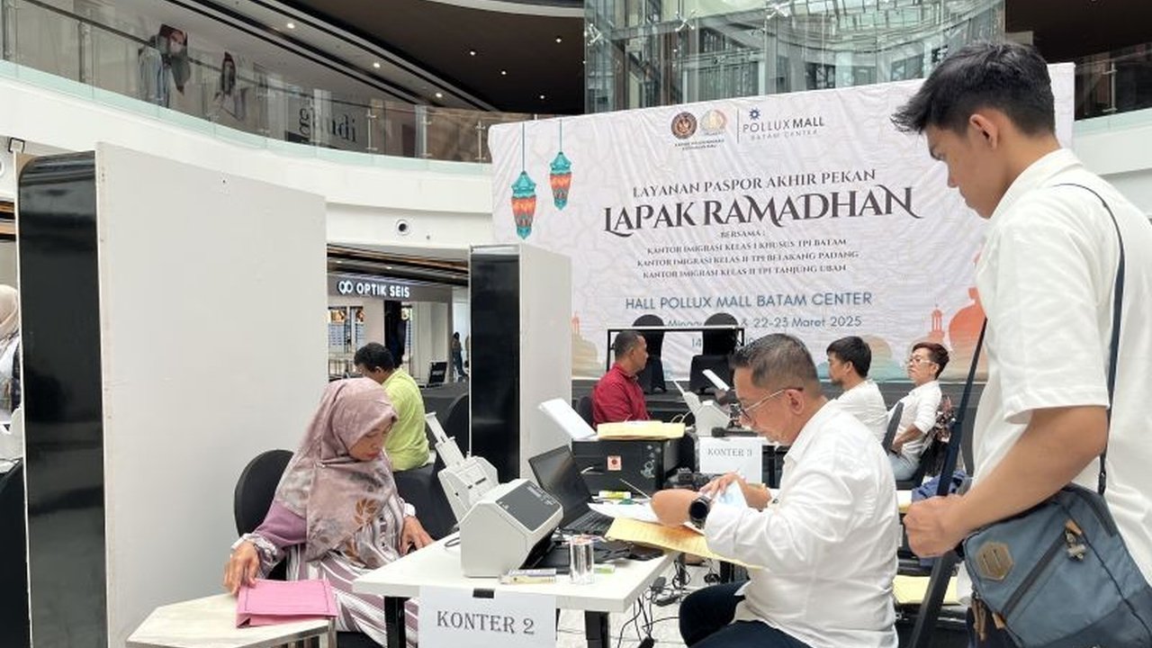 Kantor Imigrasi Batam menolak 16 permohonan paspor pada Januari-Februari 2025 karena terindikasi sebagai Pekerja Migran Indonesia (PMI) ilegal, upaya pencegahan tindak pidana perdagangan orang (TPPO).