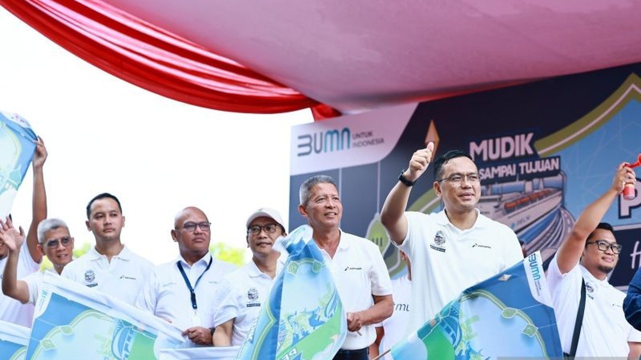 Pertamina memberangkatkan 5.000 pemudik gratis ke 23 kota di Jawa, sebagai bentuk apresiasi dan dukungan kelancaran mudik Lebaran 2025.