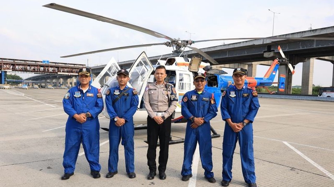 Baharkam Polri siapkan dua helikopter ambulans di jalur mudik Lebaran 2025 untuk mempercepat penanganan medis darurat dan memastikan mudik aman dan nyaman.