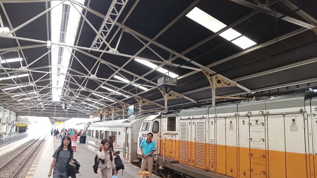 KAI Cirebon Layani 40 Ribu Penumpang Jelang Lebaran, Puncak Arus Mudik Diprediksi 29 Maret