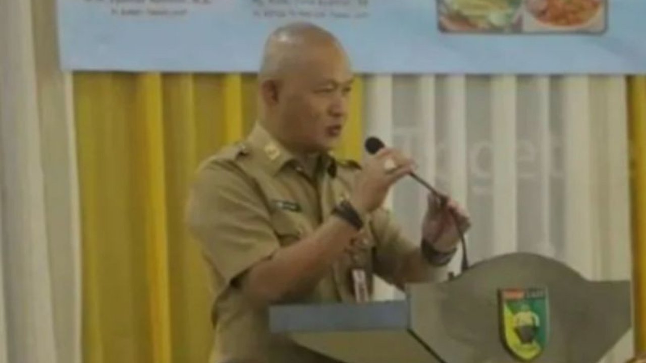 Kepala Dinas Ketahanan Pangan dan Perikanan Tanah Laut mengusulkan penambahan kuota BBM bersubsidi untuk nelayan pada tahun 2025 karena jatah yang ada saat ini dinilai tidak mencukupi kebutuhan 9.000 nelayan di wilayah tersebut.