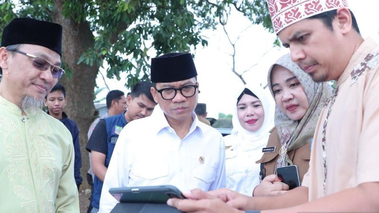 Menteri Desa PDT, Yandri Susanto, akan berkoordinasi dengan Kementerian ATR/BPN untuk menyelesaikan status tanah Situ Cibeureum di Bekasi yang berpotensi besar sebagai desa wisata.