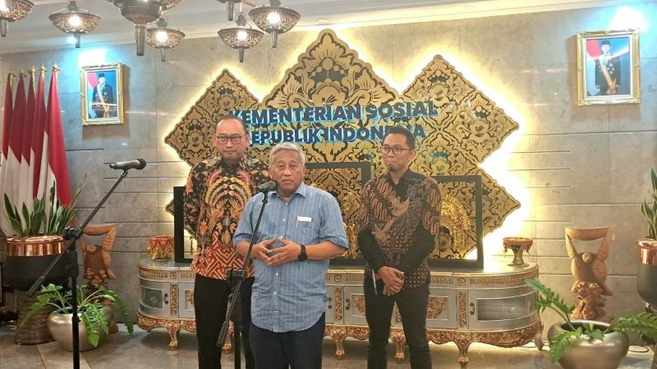 Program Sekolah Rakyat dipastikan tak akan mengurangi jumlah murid sekolah umum yang sudah ada, melainkan menjadi solusi pendidikan bagi anak-anak miskin dan miskin ekstrem.