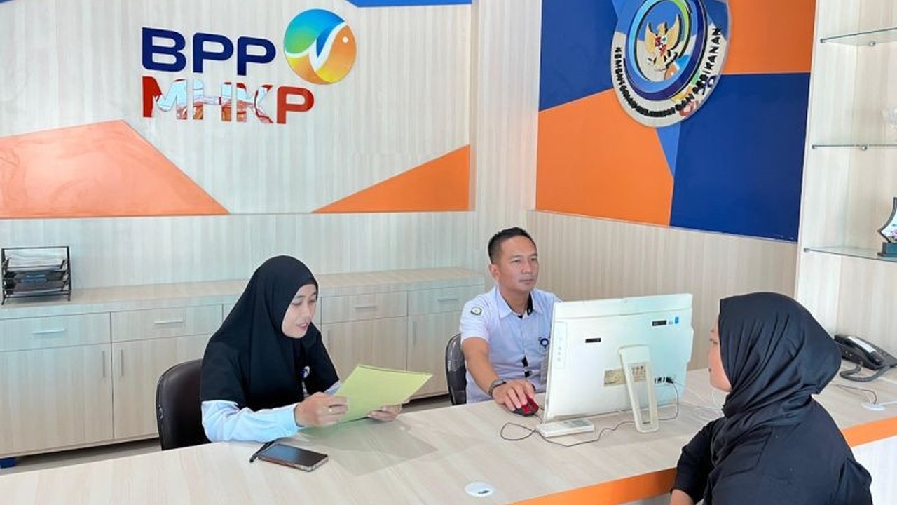 Kementerian Kelautan dan Perikanan (KKP) memastikan layanan sertifikasi HACCP dan SMHKP tetap optimal jelang Lebaran untuk mendukung ekspor perikanan Indonesia.