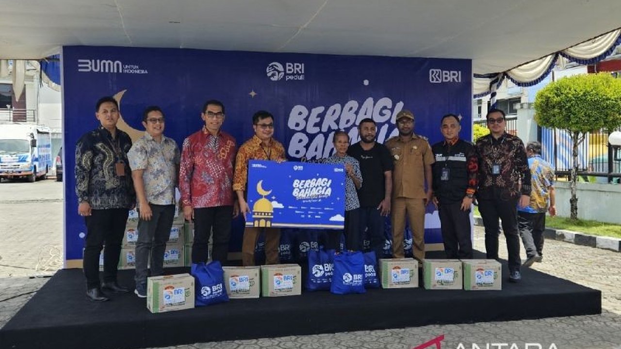 BRI Jayapura menyalurkan 1.600 paket sembako dan bantuan tunai kepada panti asuhan serta anak yatim di Papua, sebagai wujud kepedulian sosial.