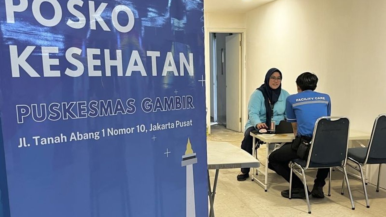 Demi keamanan dan kenyamanan penumpang selama Angkutan Lebaran 2025, KAI menyiapkan pos kesehatan 24 jam di 67 stasiun di lintas Jawa dan Sumatera, didukung tenaga medis terlatih dan ambulans.