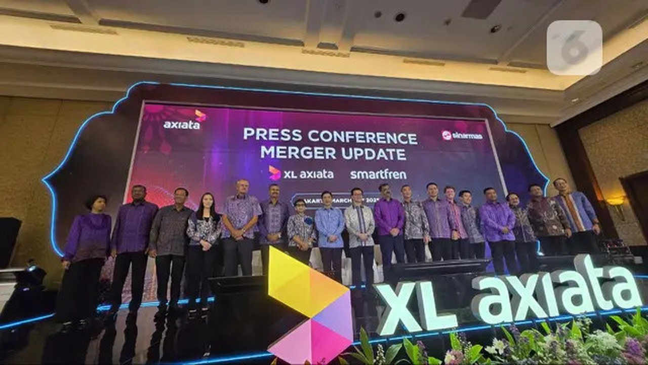 Jajaran Direksi Komisaris XLSmart, perusahaan hasil merger XL Axiata-Smartfren. (Liputan6.com/Agustin Setyo Wardani)