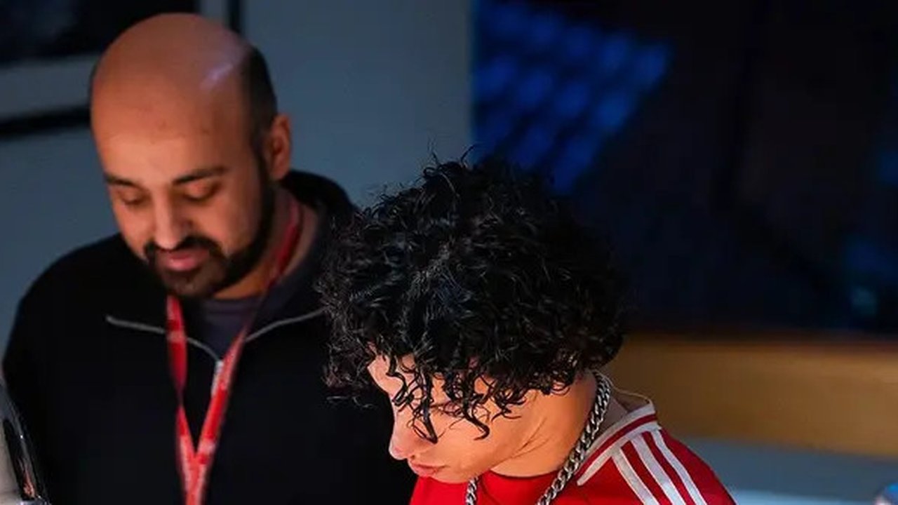 Manchester United untuk pertama kalinya menggelar buka bareng (bubar) Ramadan tahun ini dan tarawih berjamaah di Old Trafford. (dok. Manchester United)