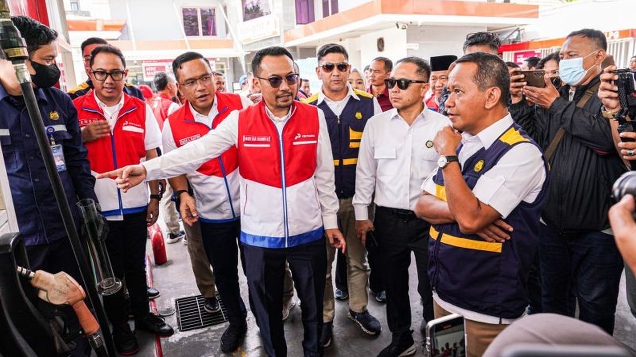 Pertamina Patra Niaga menyiapkan 1.832 SPBU siaga, 57 Kiosk Pertamina Siaga, dan diskon BBM untuk memastikan kelancaran mudik Lebaran 2025.