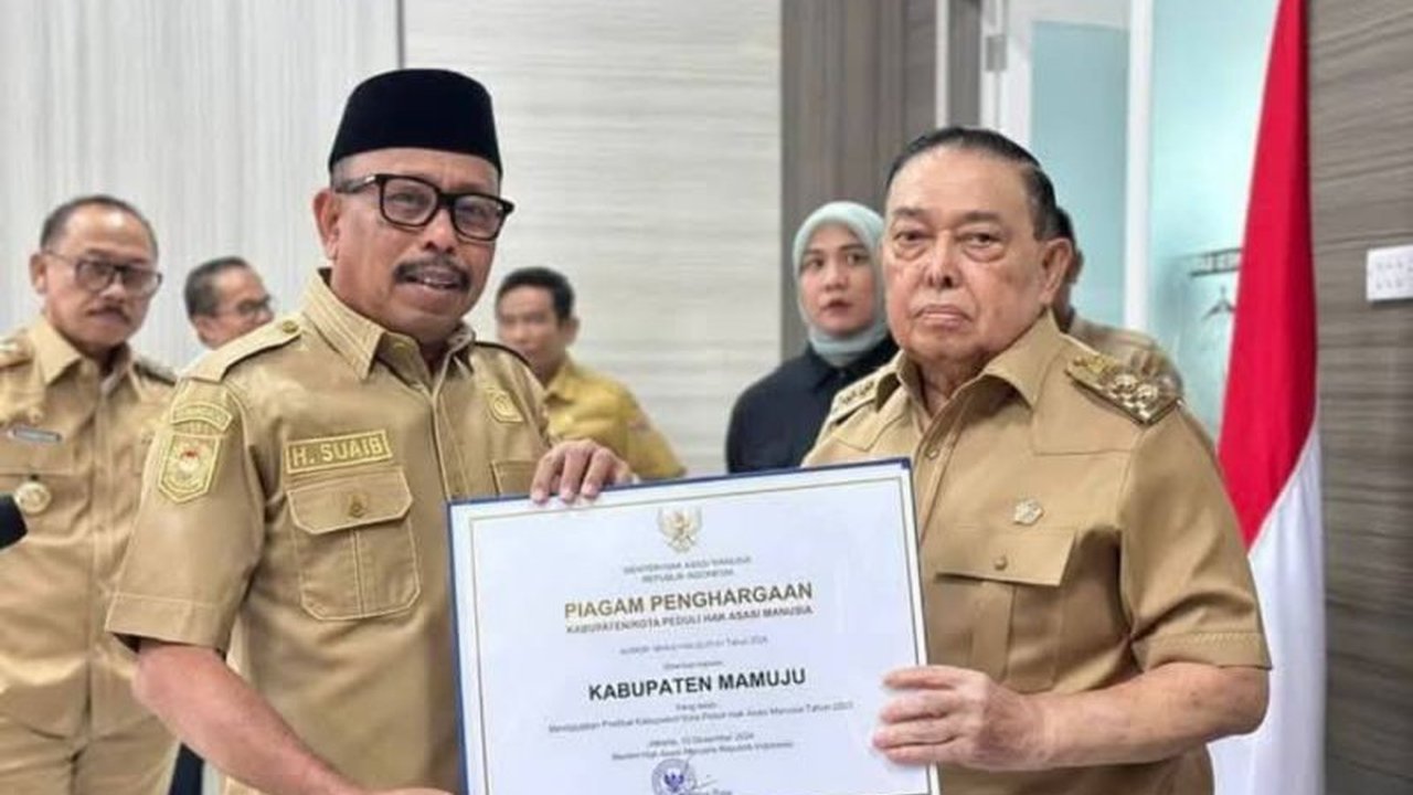 Kabupaten Mamuju, Sulawesi Barat, kembali meraih penghargaan sebagai daerah peduli HAM dari Kemenkumham dengan nilai 96,10, berkat komitmen dalam penegakan hak asasi manusia di berbagai sektor.