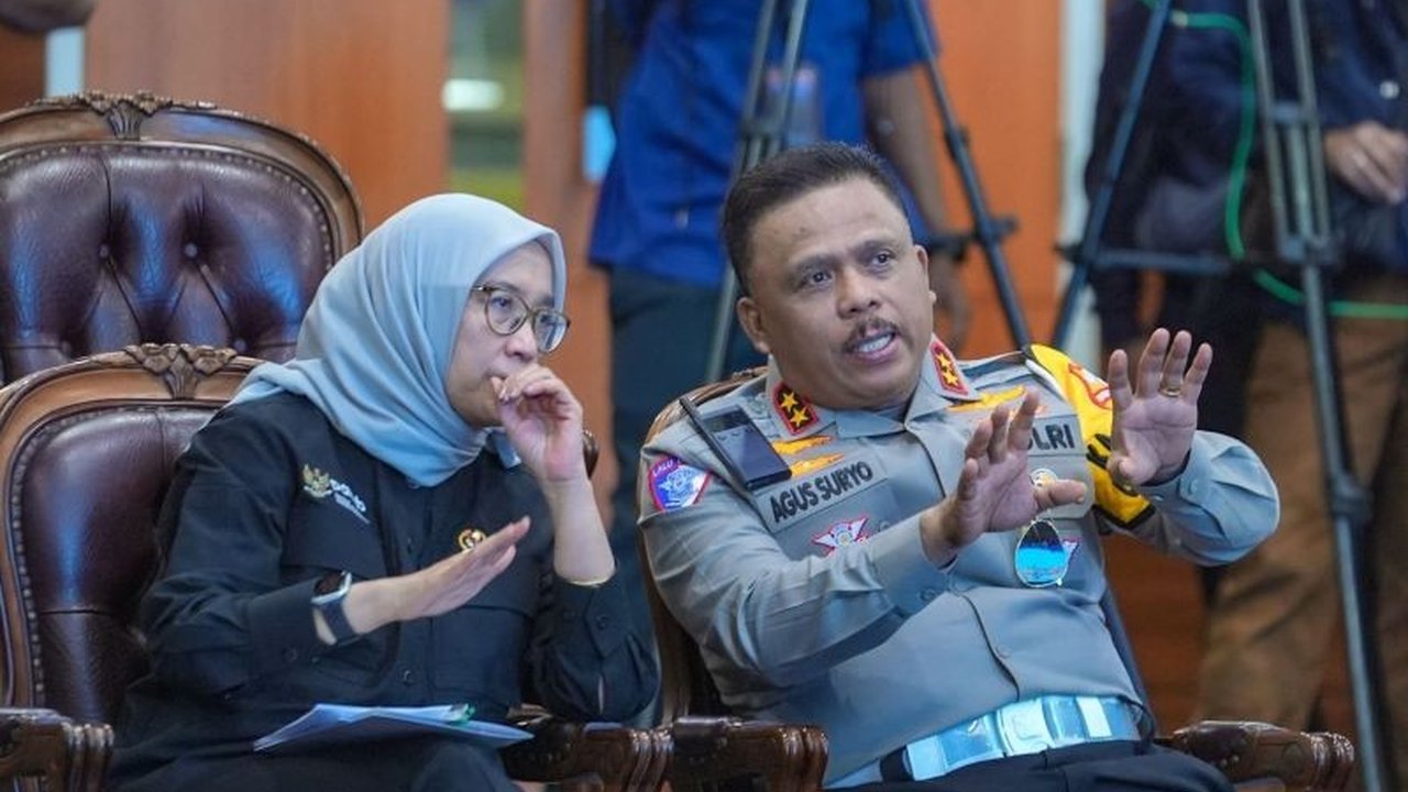 Kebijakan work from anywhere (WFA) untuk ASN dinilai berhasil mengurangi kepadatan lalu lintas selama mudik Lebaran 2025, mendapat apresiasi dari Korlantas Polri.