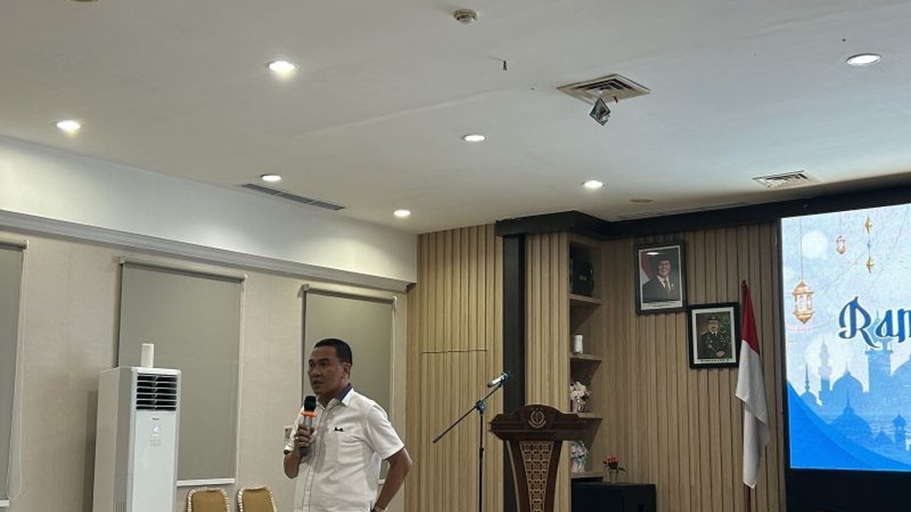 Kejari Batam mengusut dugaan korupsi Rp4 miliar di Pegadaian Cabang Syariah Karina Batam terkait kredit mikro fiktif periode 2023-2024; 18 saksi telah diperiksa, dan satu calon tersangka diidentifikasi.