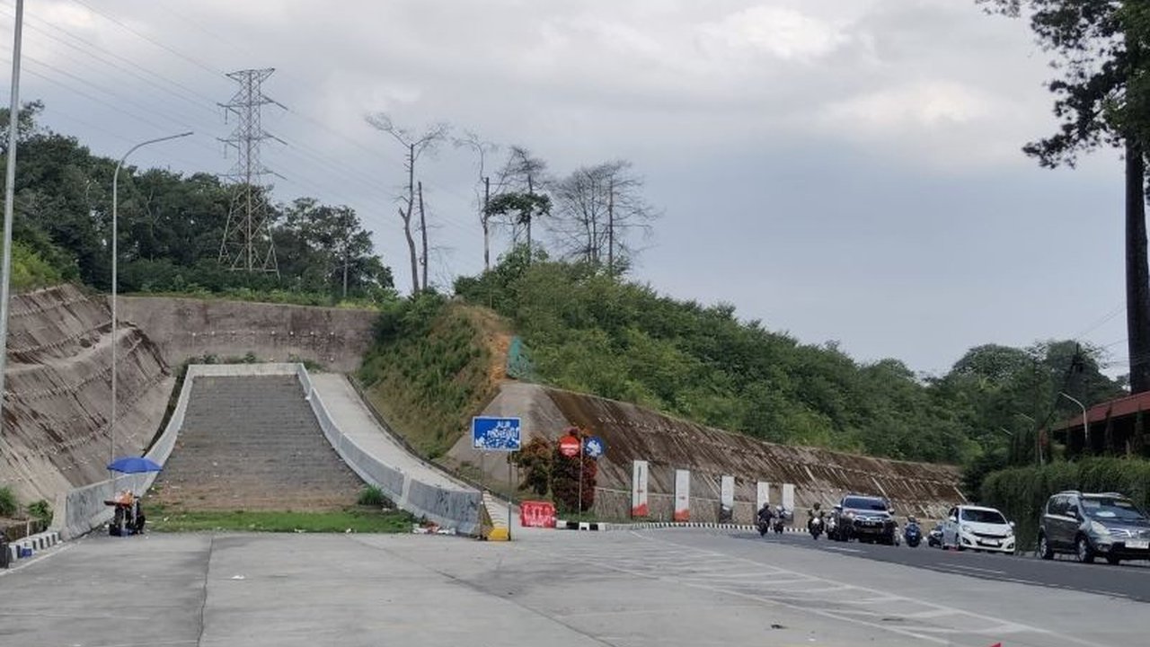 Polres Cianjur mengusulkan penambahan jalur penyelamat di jalur Puncak dan Gekbrong untuk mengurangi angka kecelakaan, terutama menjelang mudik Lebaran 2025.