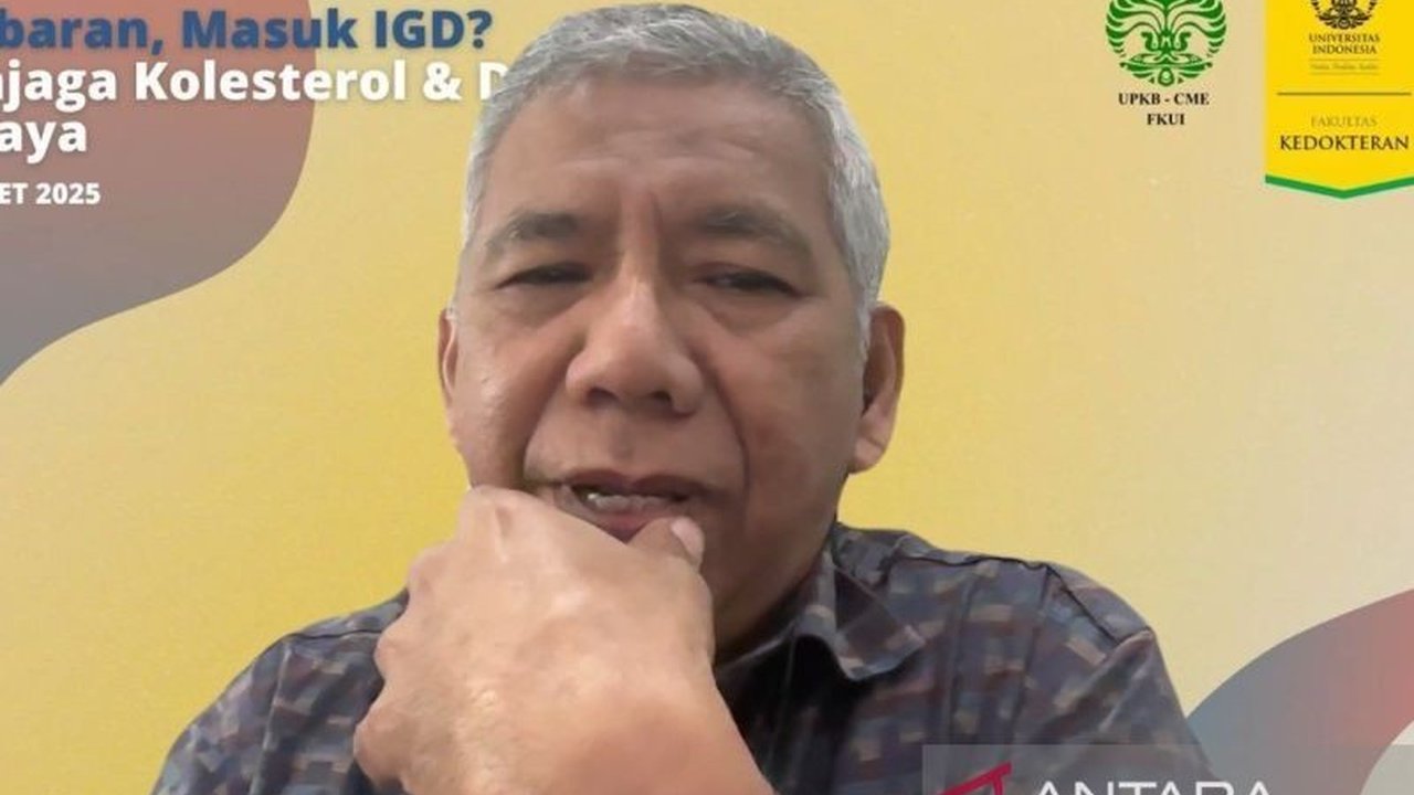 Prof. Em Yunir dari FK-UI bagikan tips menjaga kesehatan selama Lebaran dengan mengatur pola makan, olahraga teratur, dan cek gula darah, cegah lonjakan gula darah, kolesterol, dan berat badan.
