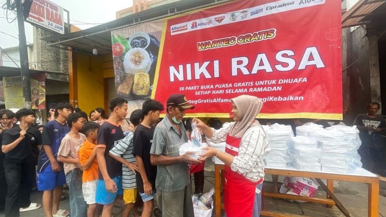 Program Warteg Gratis Alfamart, didukung WINGS Group dan Bank Aladin Syariah, memberdayakan UMKM warteg dan menyediakan makanan gratis bagi kaum duafa selama Ramadan.