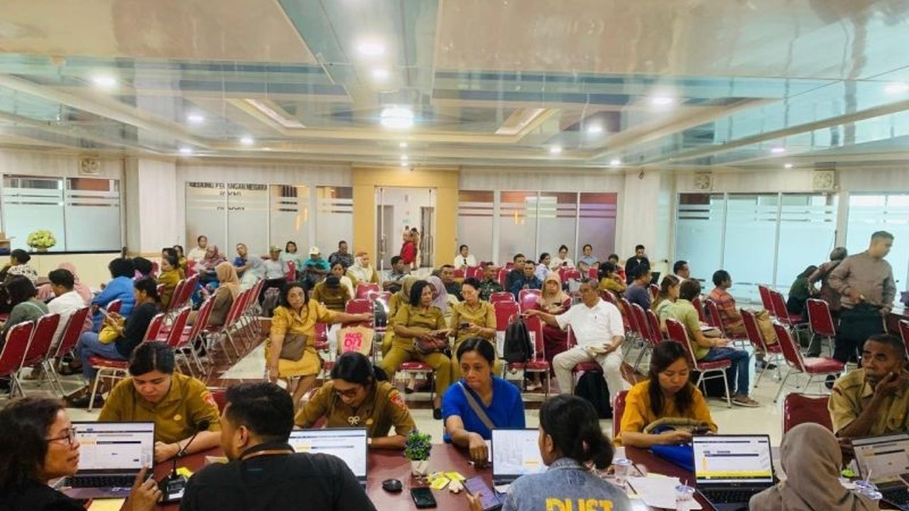 Kantor Pelayanan Pajak Pratama Ambon membentuk Satgas Layanan Lapor SPT untuk membantu masyarakat melaporkan SPT tahunan PPh orang pribadi tahun pajak 2024, dengan target 146.650 pelaporan.