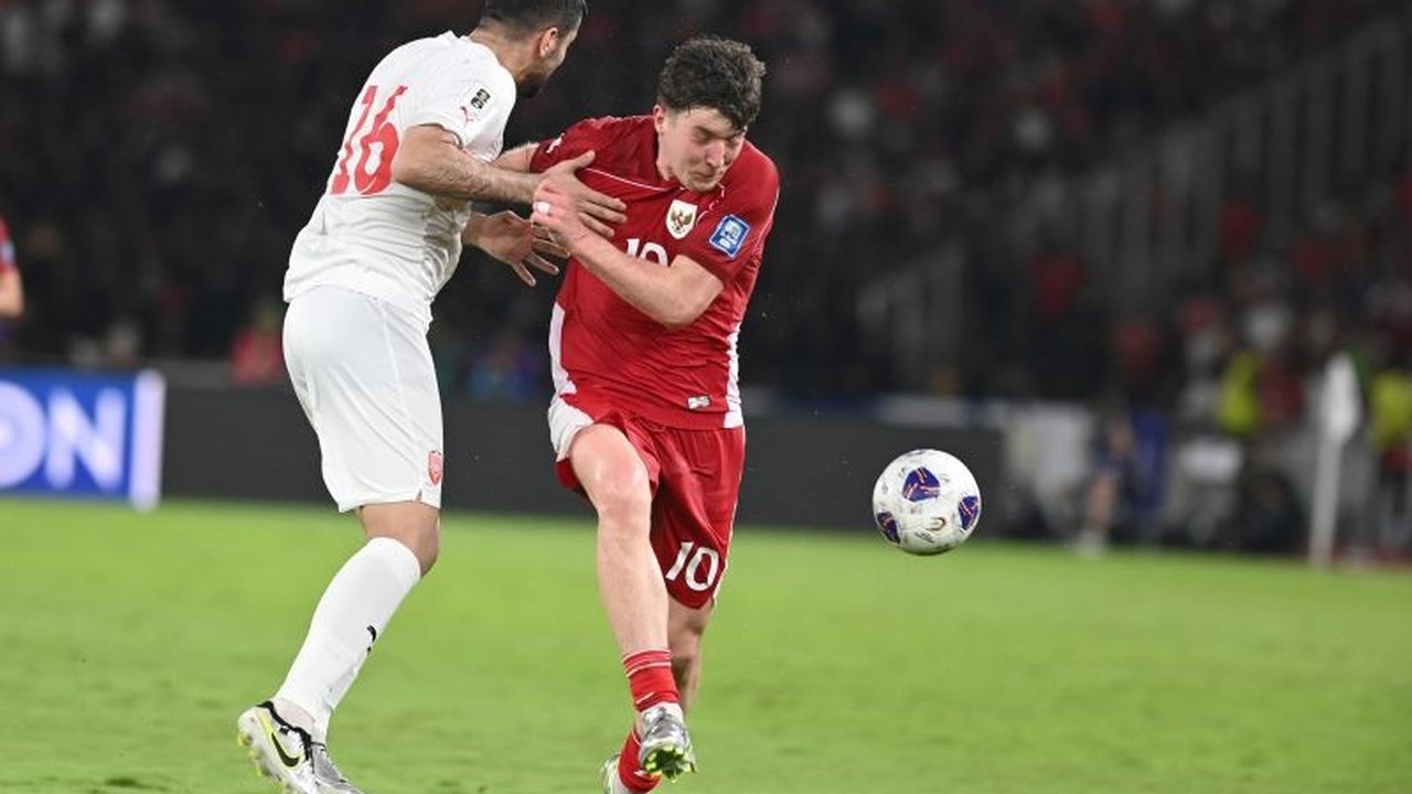 Kolaborasi apik Ole Romeny dan Marselino Ferdinan di Timnas Indonesia berhasil membawa kemenangan atas Bahrain di kualifikasi Piala Dunia 2026, berkat chemistry yang terbangun di klub mereka, Oxford United.