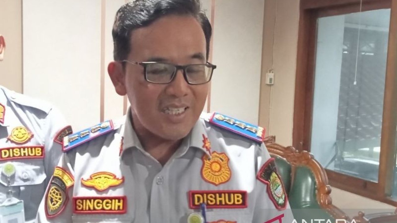 Dinas Perhubungan Bantul mendirikan 12 pos pantau arus mudik Lebaran 2025 di jalur utama dan wisata untuk mengantisipasi lonjakan kendaraan hingga 726.370 unit.