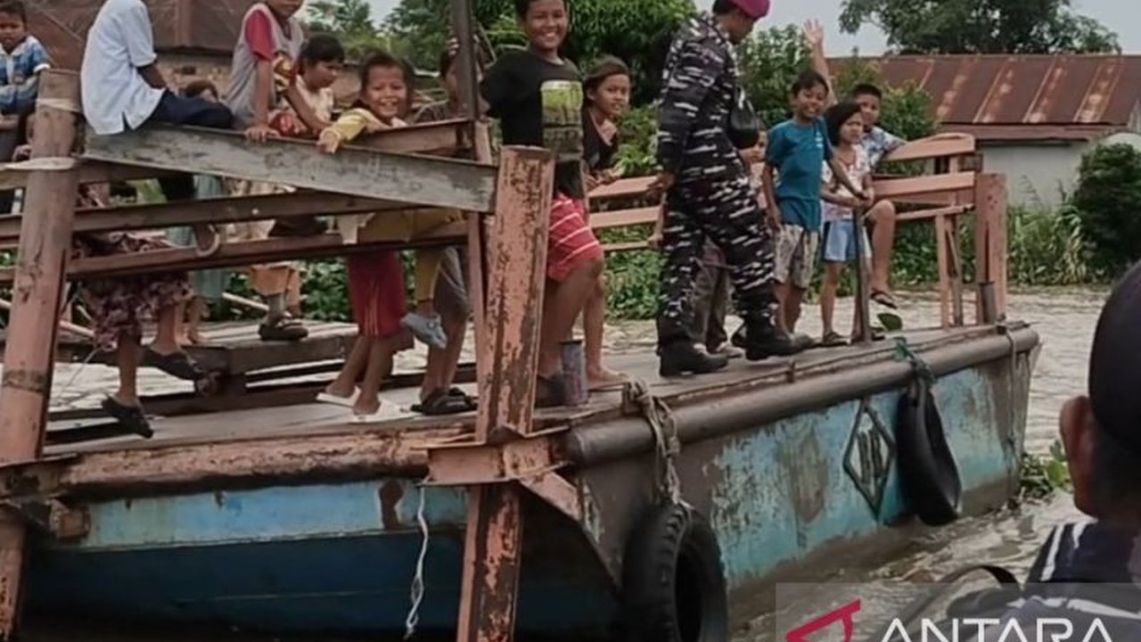 BMKG Sumsel memprediksi pasang Sungai Musi mencapai 3,4 meter pada H-5 Lebaran 2025, berpotensi menggenangi pemukiman warga di sekitar aliran sungai.