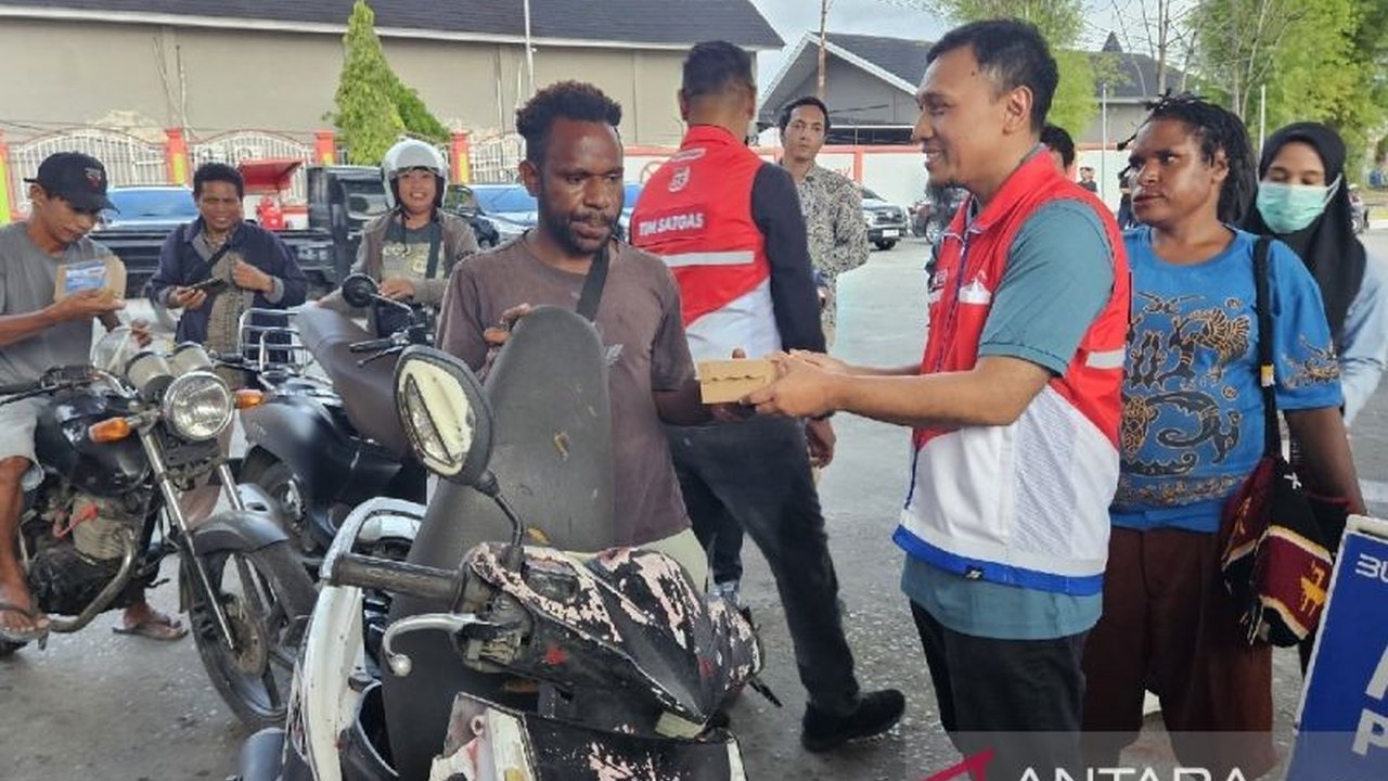 PT Pertamina Patra Niaga Regional Papua Maluku menggelar acara 'Bedukk' Ramadhan, berbagi takjil, santunan, dan edukasi Bright Gas kepada UMKM dan anak yatim di Kabupaten Jayapura.