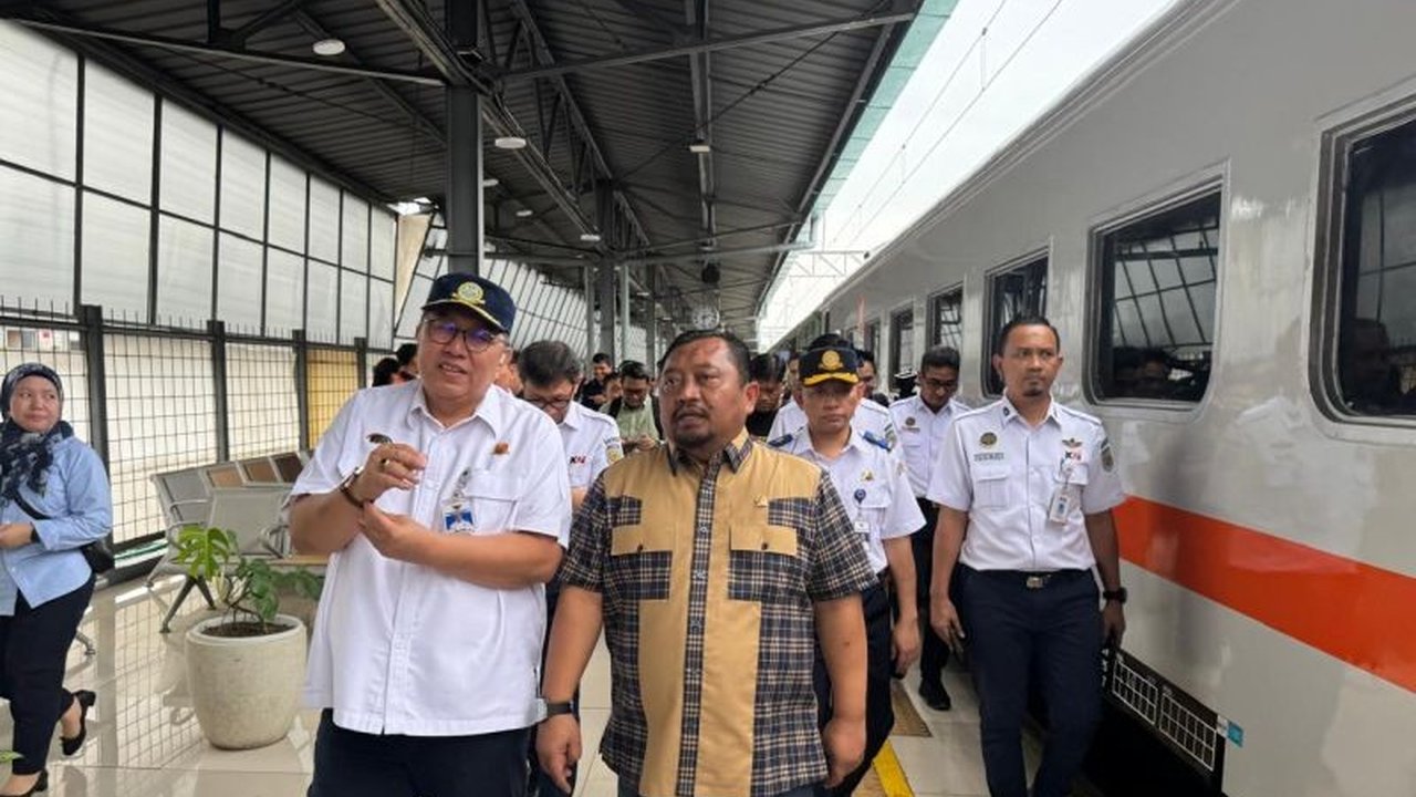 Anggota Komisi V DPR RI Yanuar Arif Wibowo memberikan apresiasi tinggi pada program mudik gratis Kemenhub 2025, yang dinilai efektif mengurangi beban biaya masyarakat dan meminimalisir kecelakaan lalu lintas.