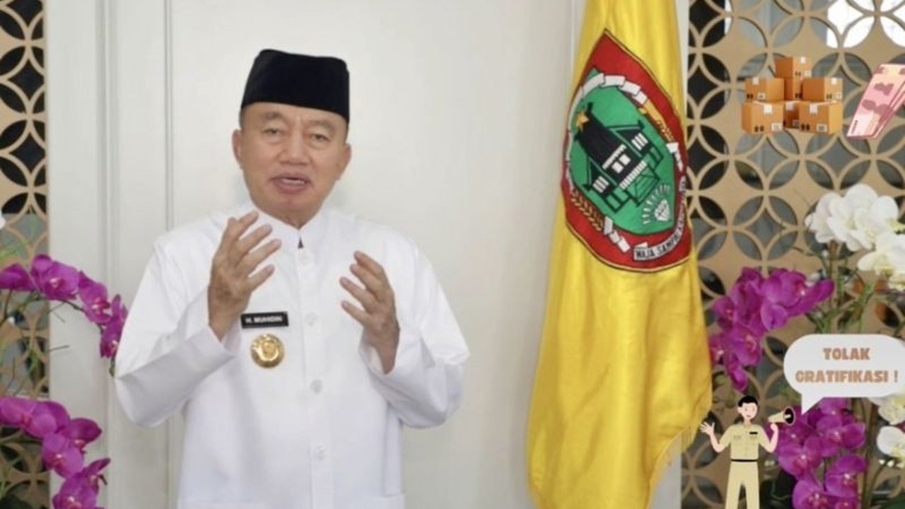 Gubernur Kalimantan Selatan mengeluarkan larangan tegas kepada ASN untuk tidak meminta THR kepada perusahaan atau warga, guna mencegah korupsi dan konflik kepentingan menjelang Idul Fitri 2025.