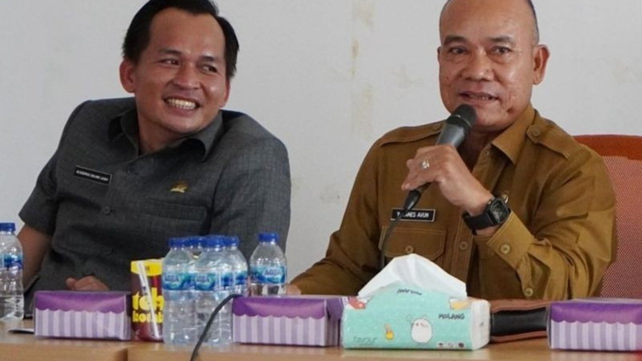 Pemerintah Kabupaten Mahakam Ulu membentuk tim khusus untuk menyelesaikan sengketa lahan sawit seluas 52 hektare antara warga tiga kampung dengan PT Setia Agro Abadi.