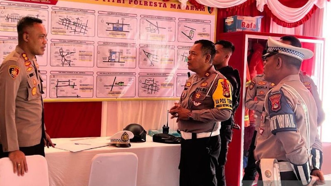 Polresta Mataram berkomitmen memberikan pelayanan terbaik jelang Lebaran 1446 H dengan mendirikan lima pos pengamanan dan pelayanan untuk memastikan keamanan dan kelancaran arus mudik dan balik.