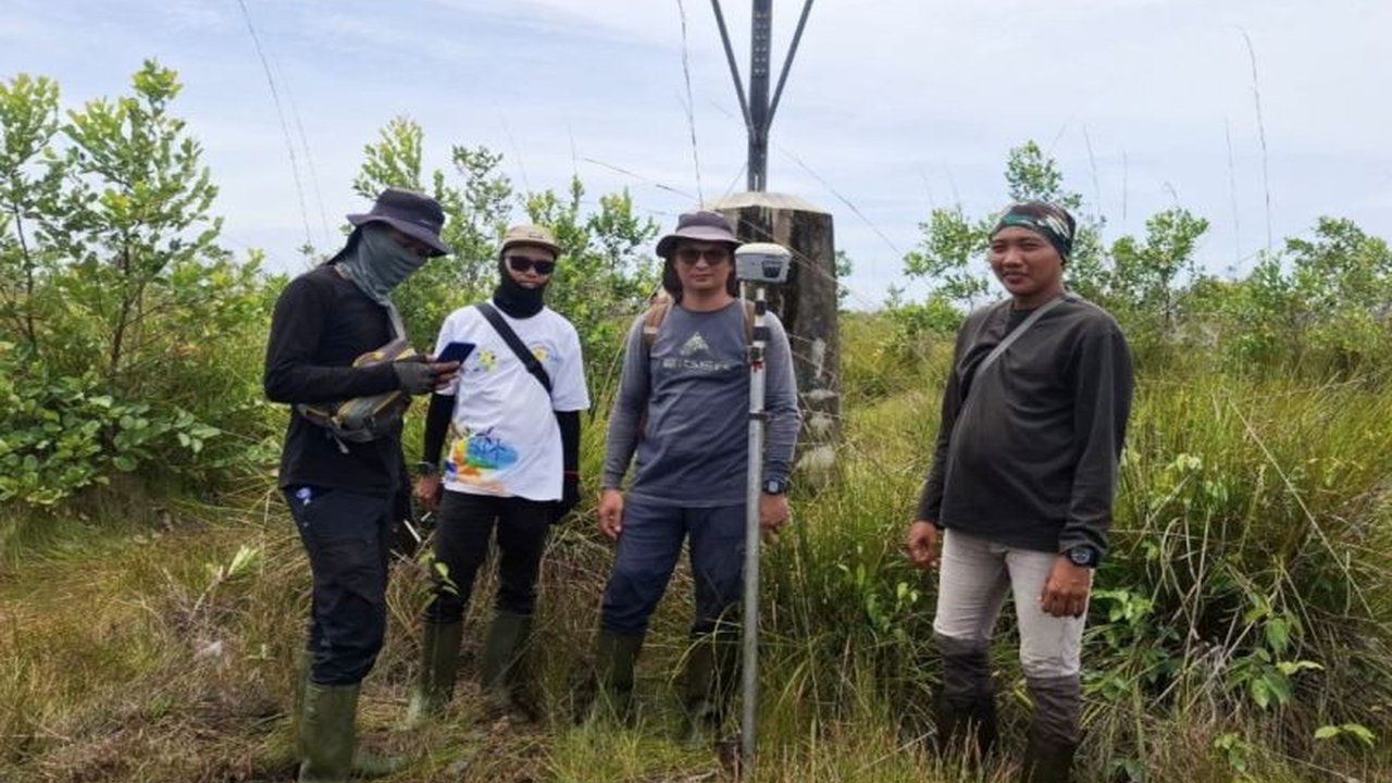 PLN UIP Kalbagbar berhasil mengamankan 107 sertifikat tanah sepanjang Maret 2025 untuk pembangunan infrastruktur Saluran Udara Tegangan Tinggi (SUTT) 150 kV di Kalimantan,  meminimalisir risiko sengketa lahan dan memastikan kelancaran proyek.