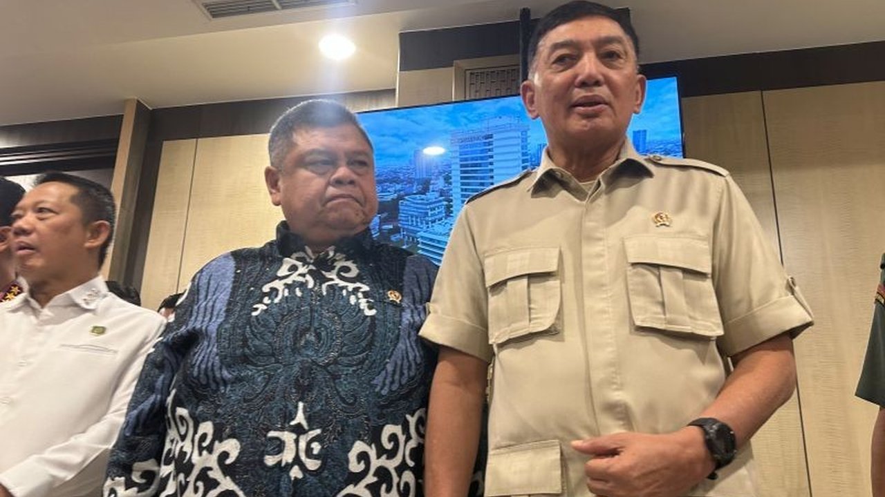 Satgas PKH bekerja berdasarkan data resmi dan terukur, memastikan hak pekerja tetap terjaga meski ada penertiban lahan sawit seluas lebih dari satu juta hektare.