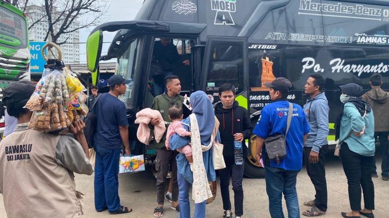 Keluhan warga terkait kuota mudik gratis Lebaran 2026 yang dinilai kurang mencukupi mendorong permintaan penambahan kuota untuk menjangkau lebih banyak masyarakat.