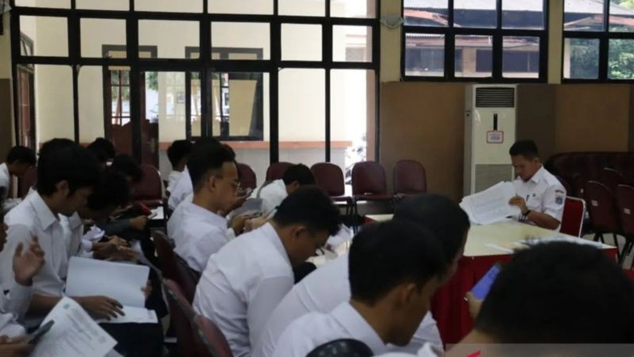 Pusat Pelatihan Kerja Daerah (PPKD) Jakarta Timur menargetkan peningkatan signifikan angka penyerapan lulusan pelatihan hingga 70 persen, melalui inovasi pelatihan dan modernisasi fasilitas.