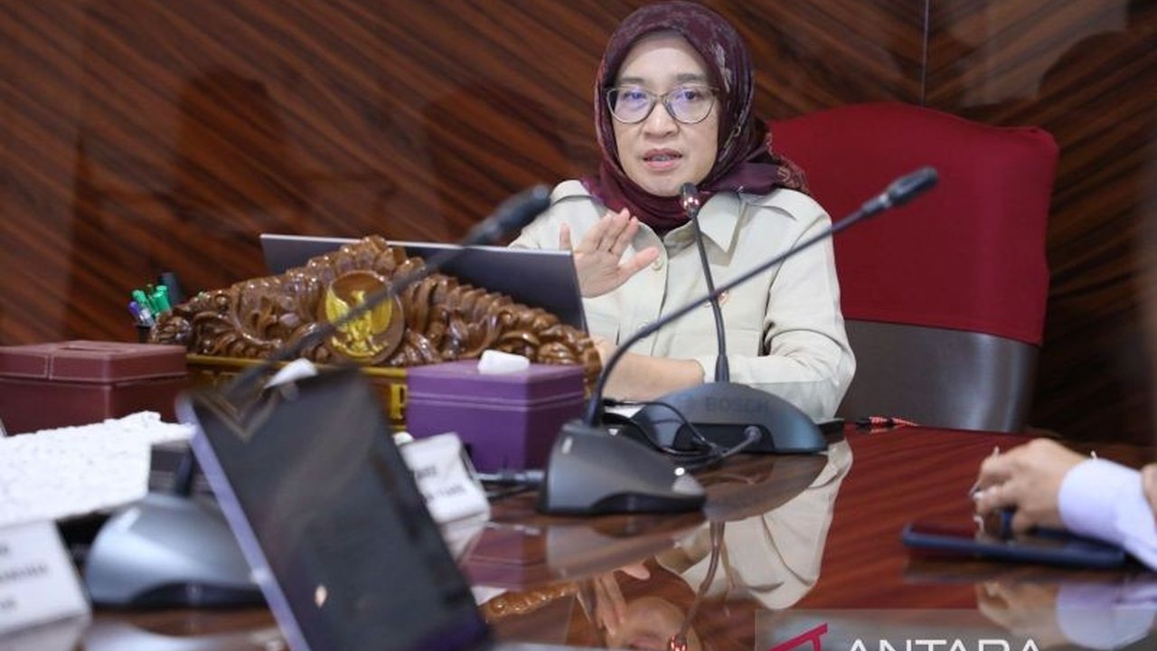 Peningkatan kompetensi ASN menjadi fokus utama reformasi birokrasi melalui kolaborasi lintas sektor dan inovasi, diwujudkan lewat kemitraan dengan lembaga sertifikasi dan komunitas profesional serta platform SmartASN.