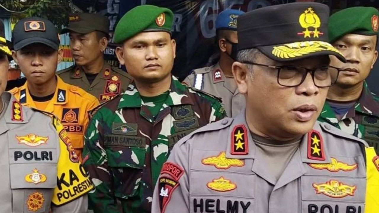 Kapolda Lampung meminta pemudik memanfaatkan 81 posko yang telah disiapkan untuk memastikan kelancaran dan keamanan perjalanan mudik Lebaran 2025.