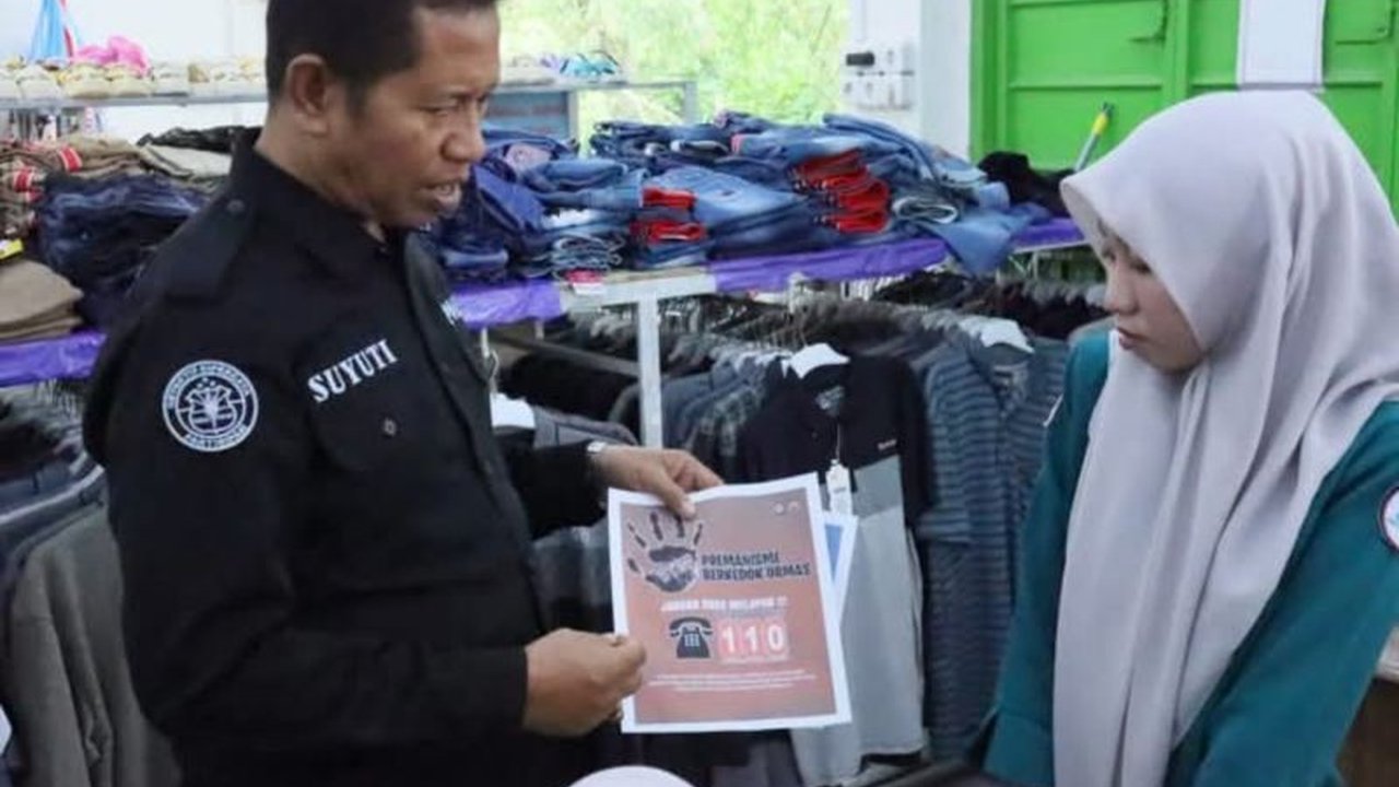 Polres Majene gencar sosialisasikan pencegahan premanisme berkedok ormas di Majene, Sulawesi Barat, guna menciptakan lingkungan usaha yang aman dan kondusif menjelang Lebaran.