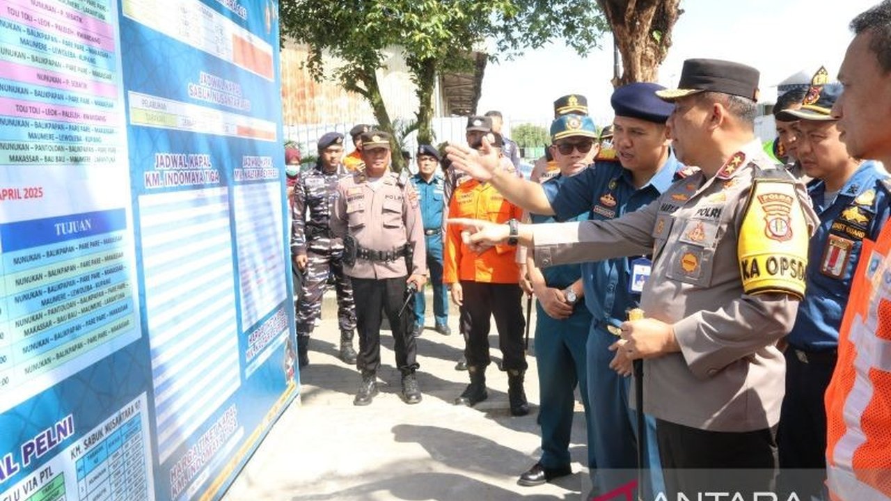 Kapolda Kaltara memastikan keamanan dan kenyamanan pemudik di tengah lonjakan penumpang speedboat hingga 22 persen, dengan meninjau langsung Pelabuhan Malundung dan memberikan pelayanan terbaik.