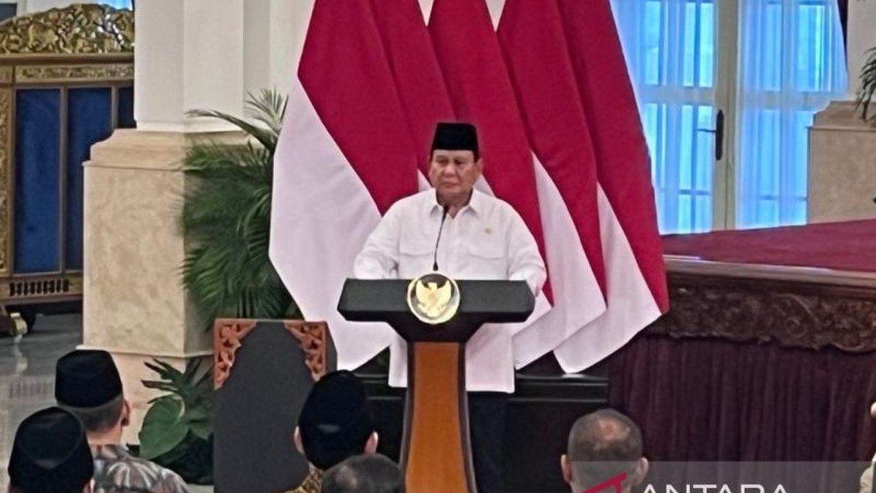 Presiden Prabowo Subianto mendoakan keselamatan dan kesehatan bagi seluruh pemudik Lebaran 2025 yang diperkirakan mencapai 146,48 juta jiwa, seraya berharap ibadah puasa mereka diterima Allah SWT.
