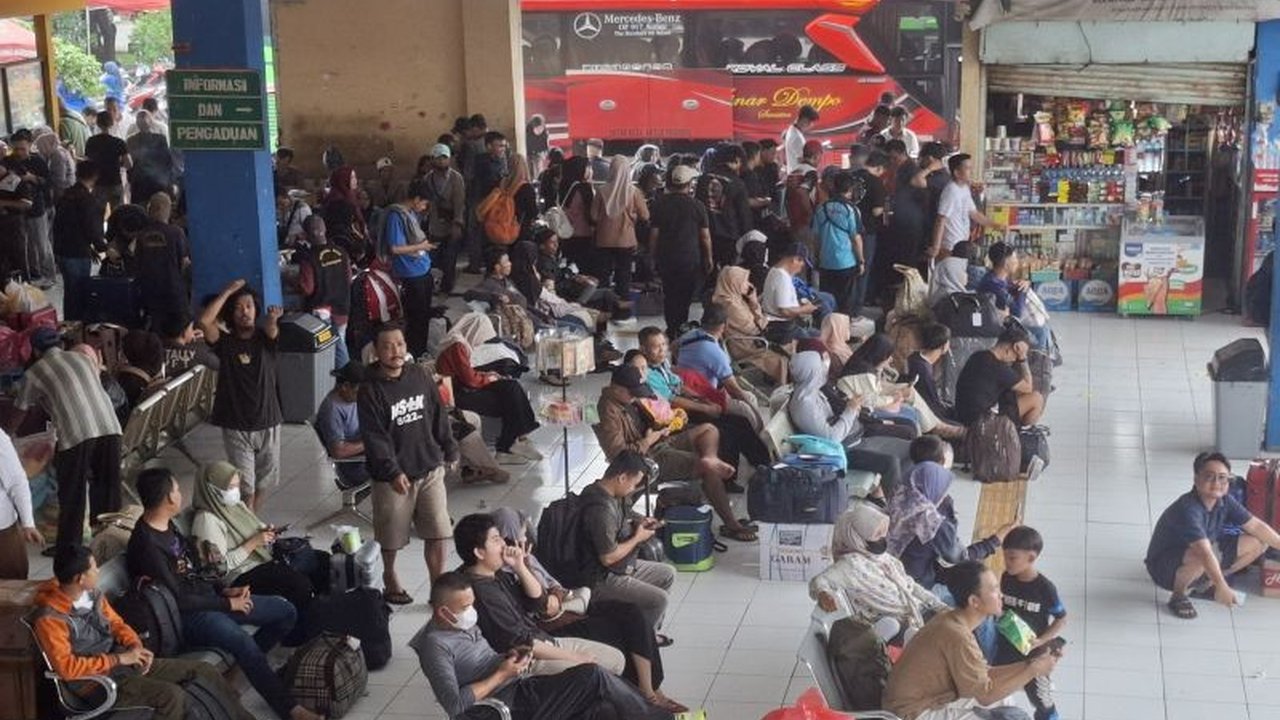1.458 Pemudik Berangkat dari Terminal Kampung Rambutan, Puncak Arus Mudik Diprediksi Besok