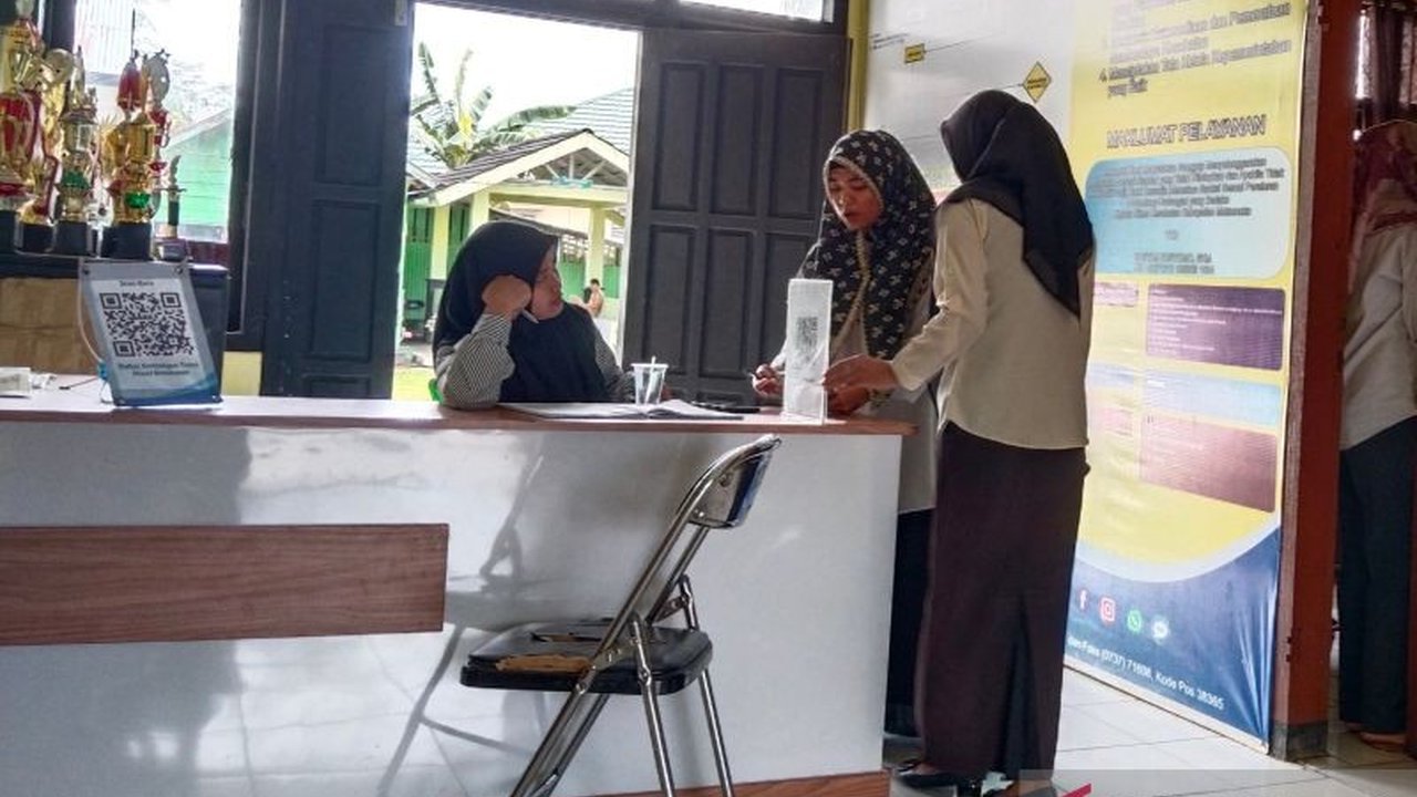 Sebanyak 17 puskesmas di Kabupaten Mukomuko, Bengkulu tetap memberikan pelayanan kesehatan selama 24 jam penuh selama libur Lebaran Idul Fitri 1446 H, demi memastikan akses kesehatan masyarakat tetap terjaga.