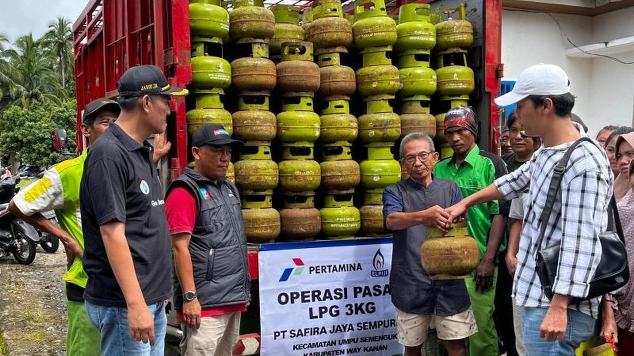 Pertamina Patra Niaga Regional Sumbagsel memastikan ketersediaan dan stabilitas harga LPG 3 kg di Lampung melalui operasi pasar di 10 kabupaten/kota, ditambah pasokan ekstra menjelang Lebaran.