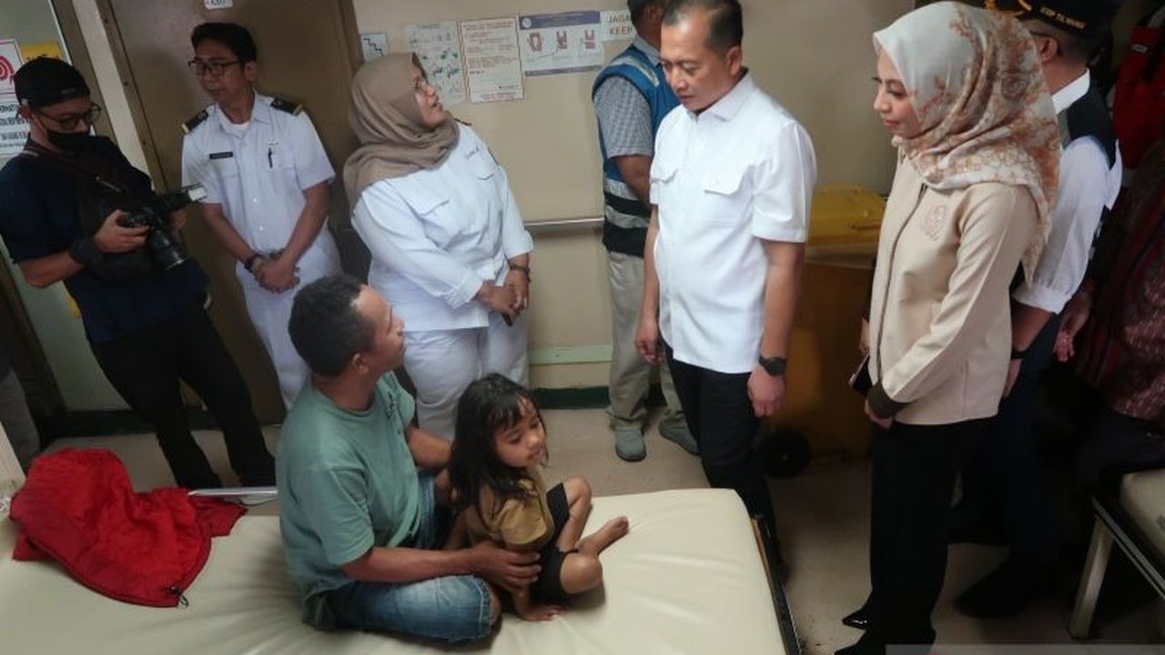 Gubernur NTB, Lalu Muhamad Iqbal, meninjau langsung kesiapan jalur mudik udara, laut, dan darat di Pulau Lombok untuk memastikan kelancaran arus mudik Lebaran 2025.