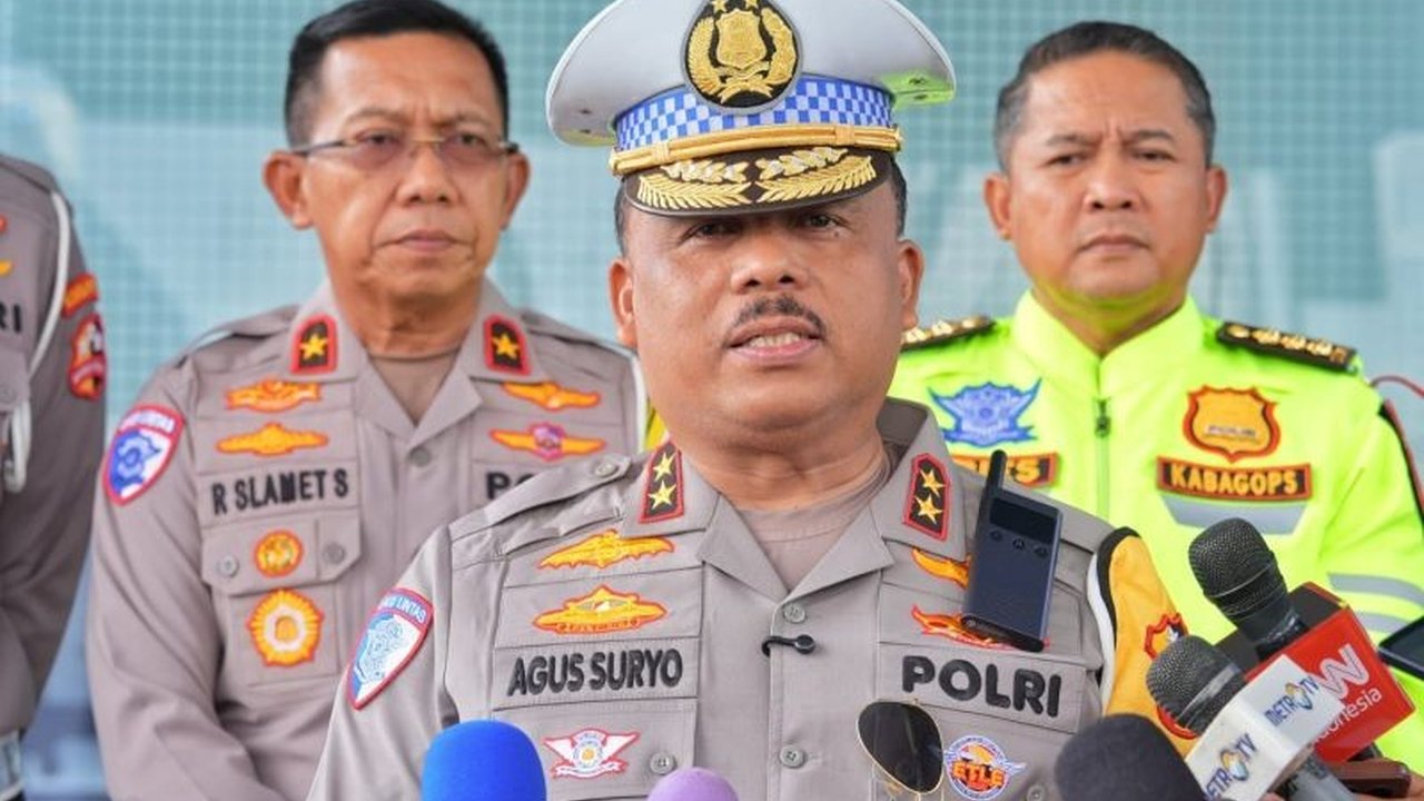 Arus lalu lintas tinggi di Tol Cipali membuat Korlantas menerapkan one way lokal KM 70-188, dengan potensi perpanjangan dan kemungkinan one way nasional.