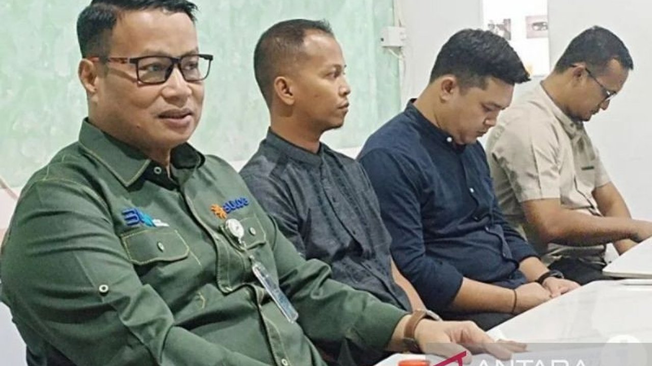 Bulog Kalsel berhasil melampaui target serapan gabah dan beras hingga 110 persen pada periode Januari-April 2025, mencapai hampir 7.000 ton dari target 6.280 ton.