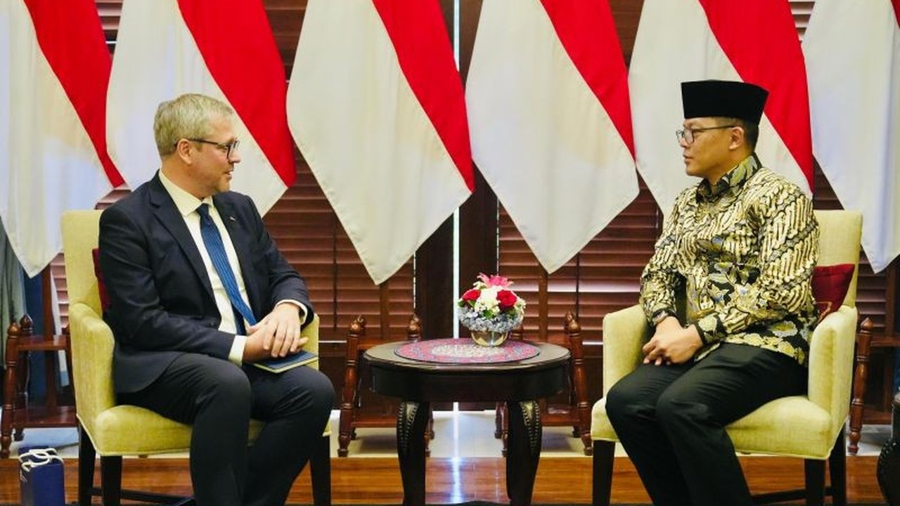 Menlu RI mendorong kerja sama produk susu dengan Estonia, sekaligus meningkatkan hubungan bilateral di sektor perdagangan, investasi, dan digitalisasi.