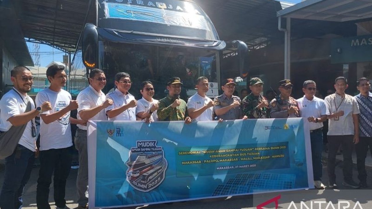 PLN Berangkatkan 1.000 Pemudik Gratis dari Makassar Jelang Lebaran