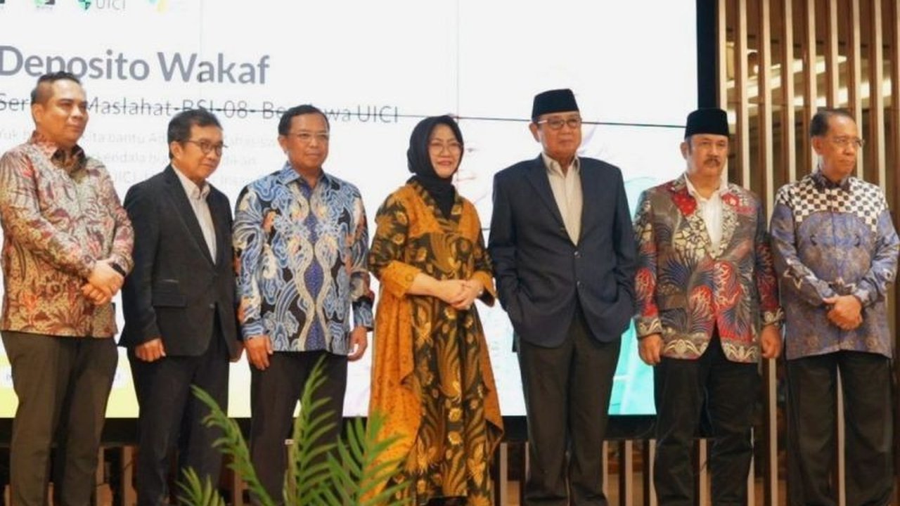 Universitas Insan Cita Indonesia (UICI) dan Bank Syariah Indonesia (BSI) berkolaborasi meluncurkan Deposito Wakaf untuk mendanai beasiswa pendidikan, didukung penuh oleh Korps Alumni HMI.