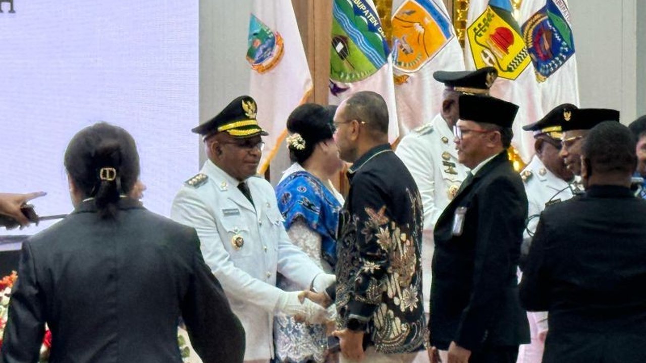 PT Freeport Indonesia (PTFI) berkomitmen mendukung pembangunan Kabupaten Mimika, Papua, melalui berbagai program investasi sosial dan kerja sama erat dengan pemerintah daerah.
