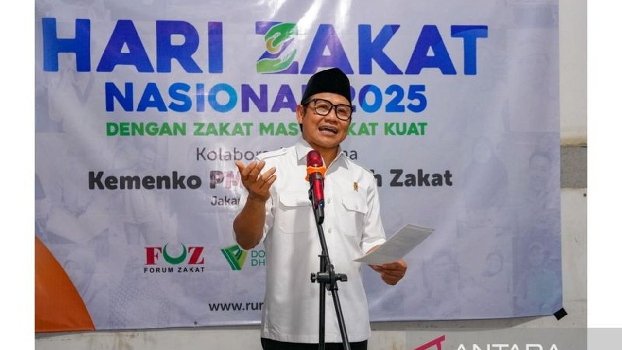 Menko Muhaimin Iskandar tekankan potensi besar zakat dalam pengentasan kemiskinan dan optimis penerimaan zakat dapat meningkat pesat melalui sinergi pemerintah dan lembaga amil zakat.